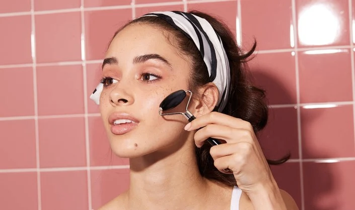 Black Obsidian Face Roller